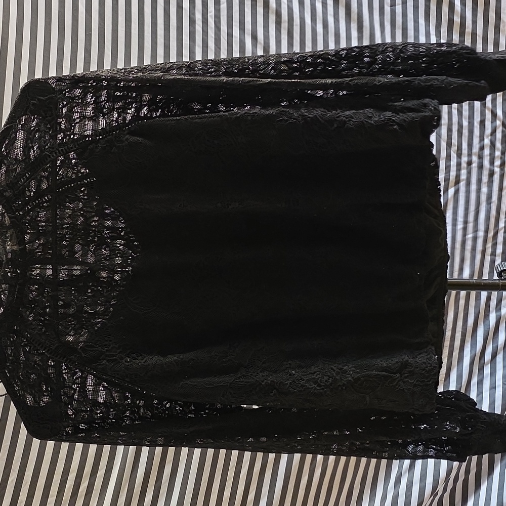 Amber Shu Black Lace Top Womens Large (W484)
